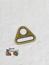 Load image into Gallery viewer, **Pre-Order #15:  12 Week TAT**  1 1/2&quot; &quot;Bag-muda Triangle&quot; Connector (Single)
