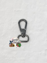 Load image into Gallery viewer, **Pre-Order #15: 12 Week TAT**  1/2&quot; (13mm) &quot;Portal&quot; Push Gate Clasp (Single)
