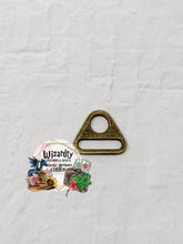 Load image into Gallery viewer, **Pre-Order #15:  12 Week TAT**  3/4&quot; &quot;Bag-muda Triangle&quot; Connector (Single)
